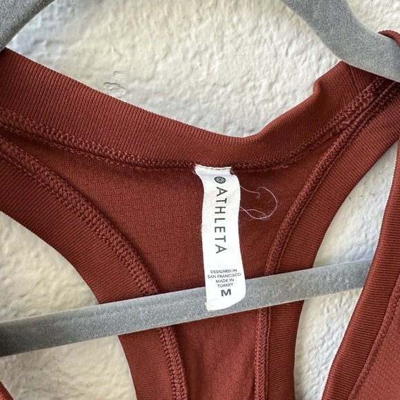 Athleta Momentum Tank Top Size Medium Rust Red Brown - Picture 7 of 7